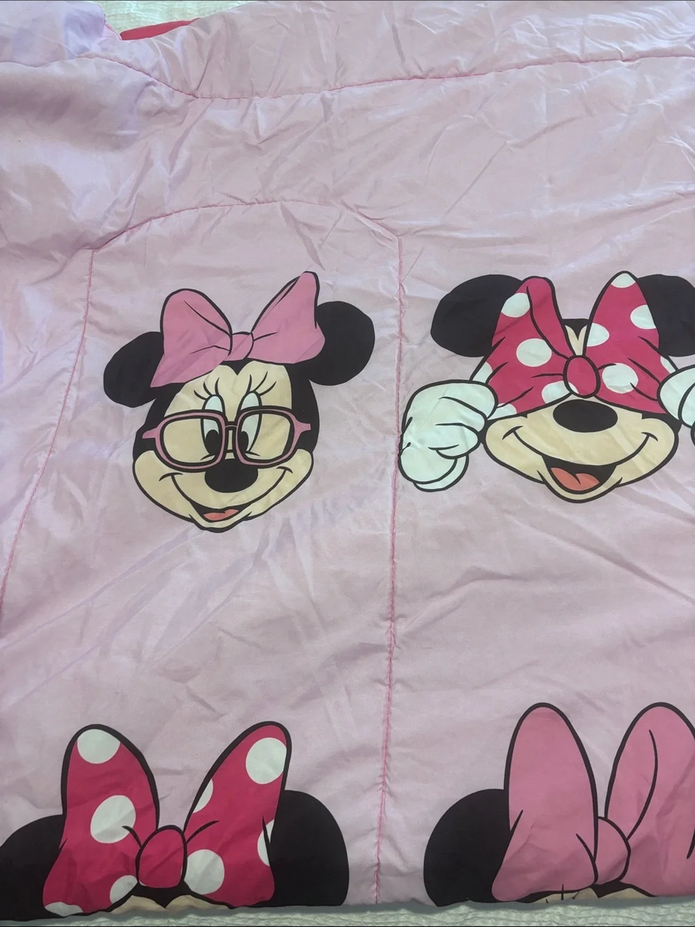 Disney Pink Minnie Mouse Polka Dot Character Comforter set with pillowcase